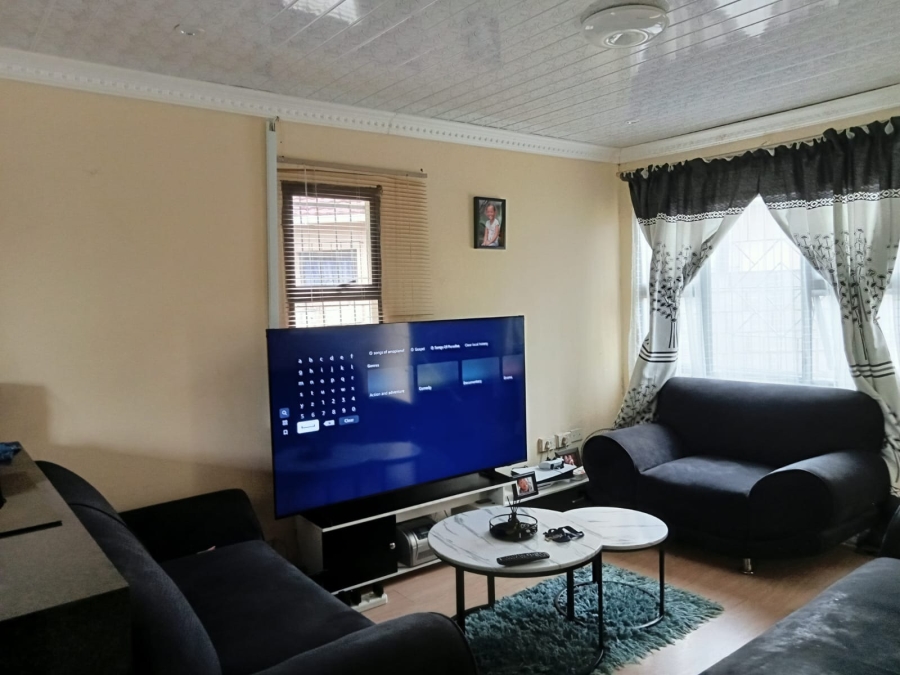 2 Bedroom Property for Sale in Amalinda Eastern Cape